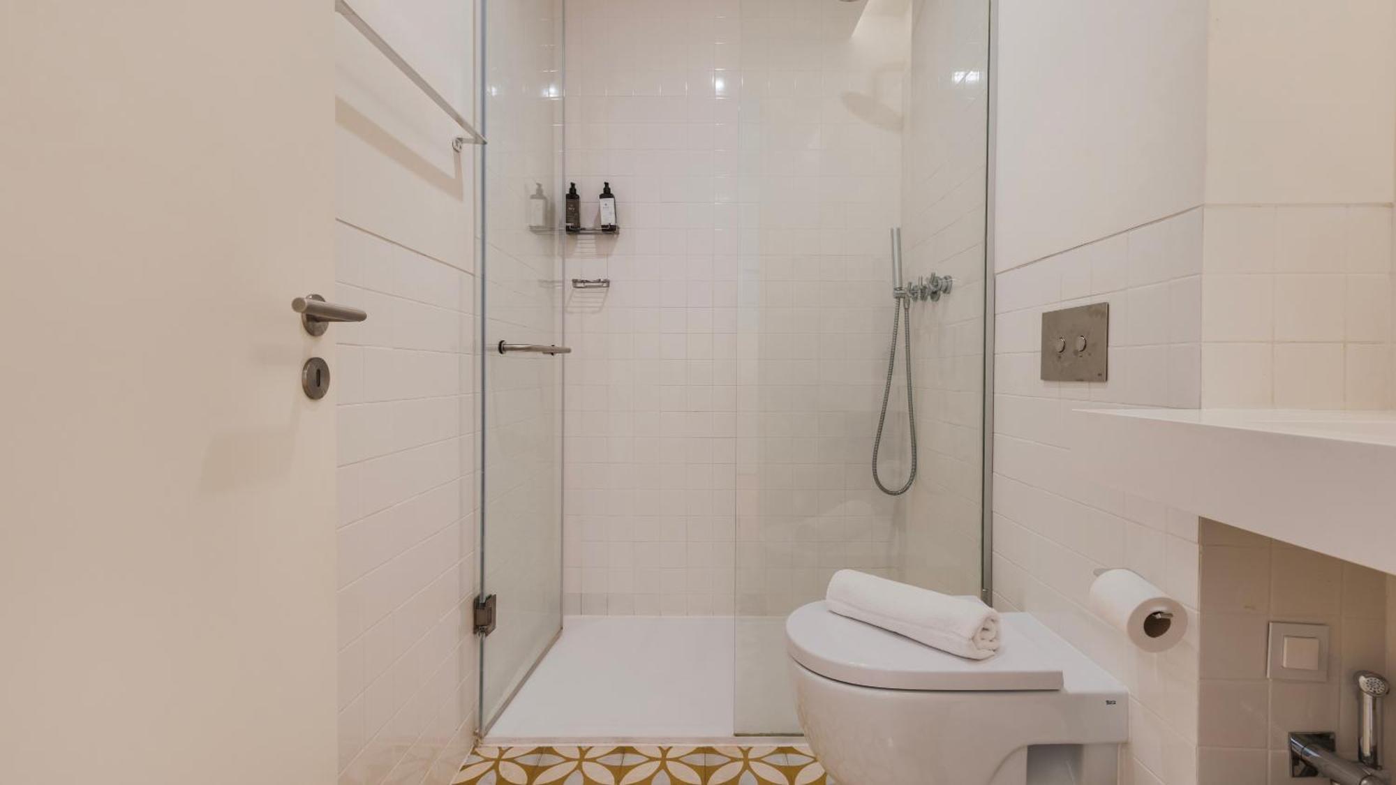 Downtown By The River Apartment By Lovelystay Lisbon Bagian luar foto